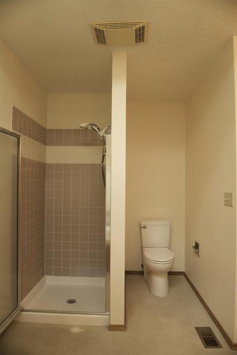 702 E High Drive Ave, Spokane, WA 99203 photo 26