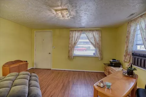 4024 E Pacific Ave, Spokane, WA 99202 photo 5