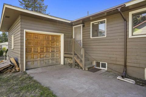 1108 E 32nd Ave, Spokane, WA 99203 photo 4