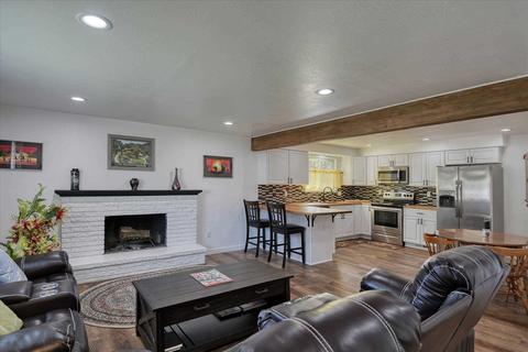 2322 E Sharp Ave, Spokane, WA 99202 photo 2