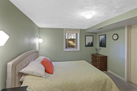 810 E 36th Ave, Spokane, WA 99203 photo 12