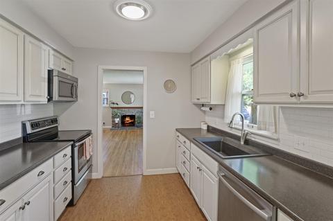 810 E 36th Ave, Spokane, WA 99203 photo 8