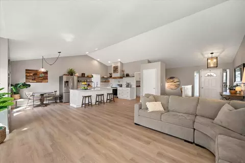 17515 N Edgecrest Rd, Colbert, WA 99005 photo 12