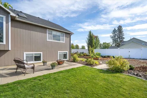 17515 N Edgecrest Rd, Colbert, WA 99005 photo 37