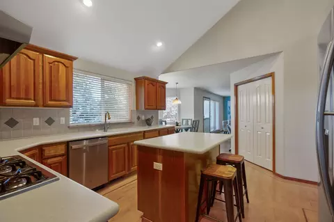 1101 E Huron Dr, Spokane, WA 99208 photo 9