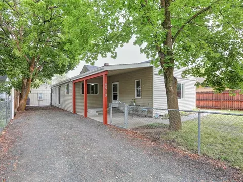 4519 E 7th Ave, Spokane Valley, WA 99212 photo 1