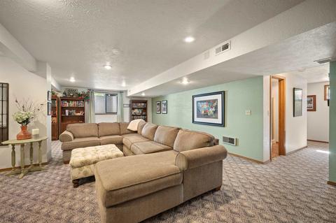 306 E Silver Pines Ct, Colbert, WA 99005 photo 34