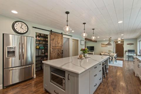 3719 E Pine Needle Ave, Colbert, WA 99005 photo 9