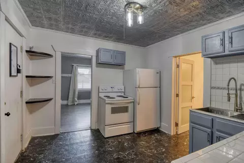 32 E Walton Ave, Spokane, WA 99207 photo 8