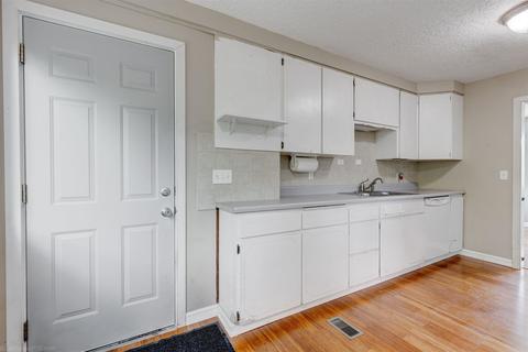 10409 E Springfield Ave, Spokane Valley, WA 99206 photo 6