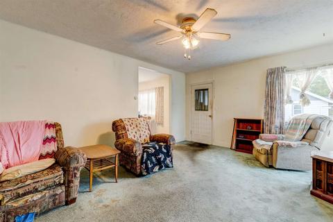 2316 E Francis Ave, Spokane, WA 99208 photo 12