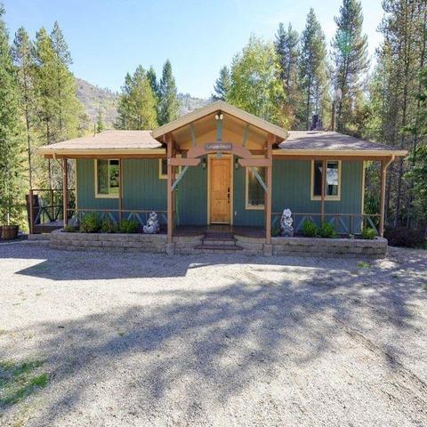 1061 E Joyner Dr, Cusick, WA 99119 photo 2