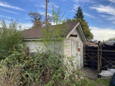 1506 E Sharp Ave, Spokane, WA 99202 photo 4