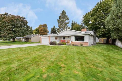 2017 E 59th Ave, Spokane, WA 99223 photo 2