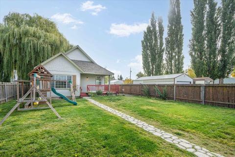 140 N Ash St, Spangle, WA 99031 photo 4
