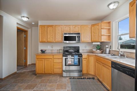 140 N Ash St, Spangle, WA 99031 photo 15