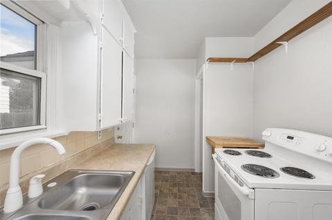 554 E Wellesley Ave, Spokane, WA 99207 photo 10