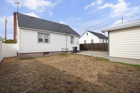 554 E Wellesley Ave, Spokane, WA 99207 photo 21