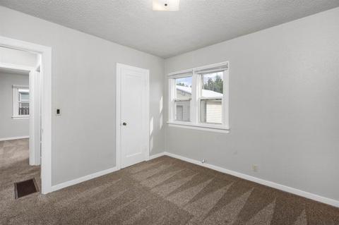554 E Wellesley Ave, Spokane, WA 99207 photo 12