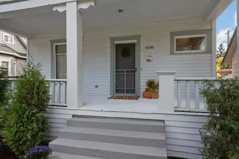 1608 E 9th Ave, Spokane, WA 99202 photo 2