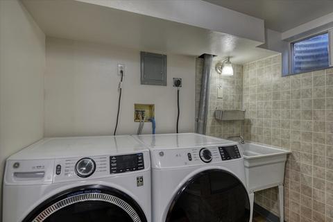 6919 N Howard St, Spokane, WA 99208 photo 29