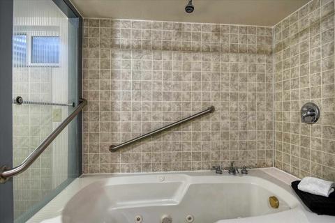 6919 N Howard St, Spokane, WA 99208 photo 30