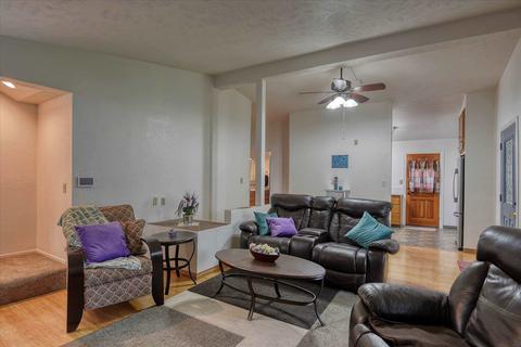6919 N Howard St, Spokane, WA 99208 photo 9