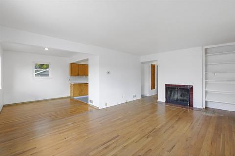 1221 E 37th Ave, Spokane, WA 99203 photo 3