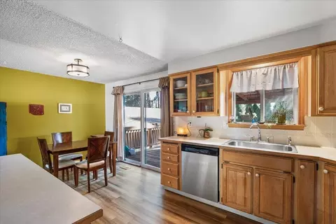 11212 E 31st Ave, Spokane Valley, WA 99206 photo 4