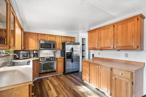 11212 E 31st Ave, Spokane Valley, WA 99206 photo 3