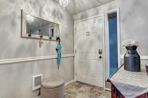 810 E Calkins Dr, Spokane, WA 99208 photo 4