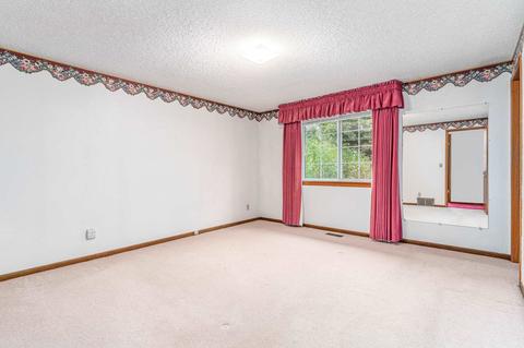 2406 E 48th Ave, Spokane, WA 99223 photo 9