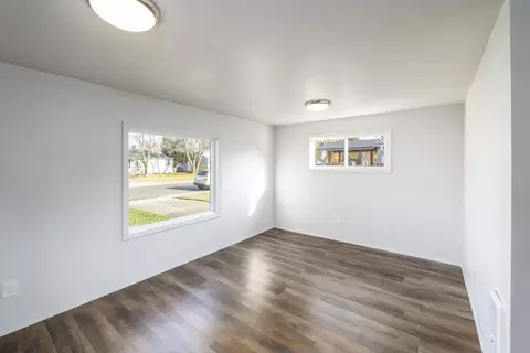1026 E Bismark Ave, Spokane, WA 99208 photo 6