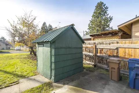 1026 E Bismark Ave, Spokane, WA 99208 photo 18