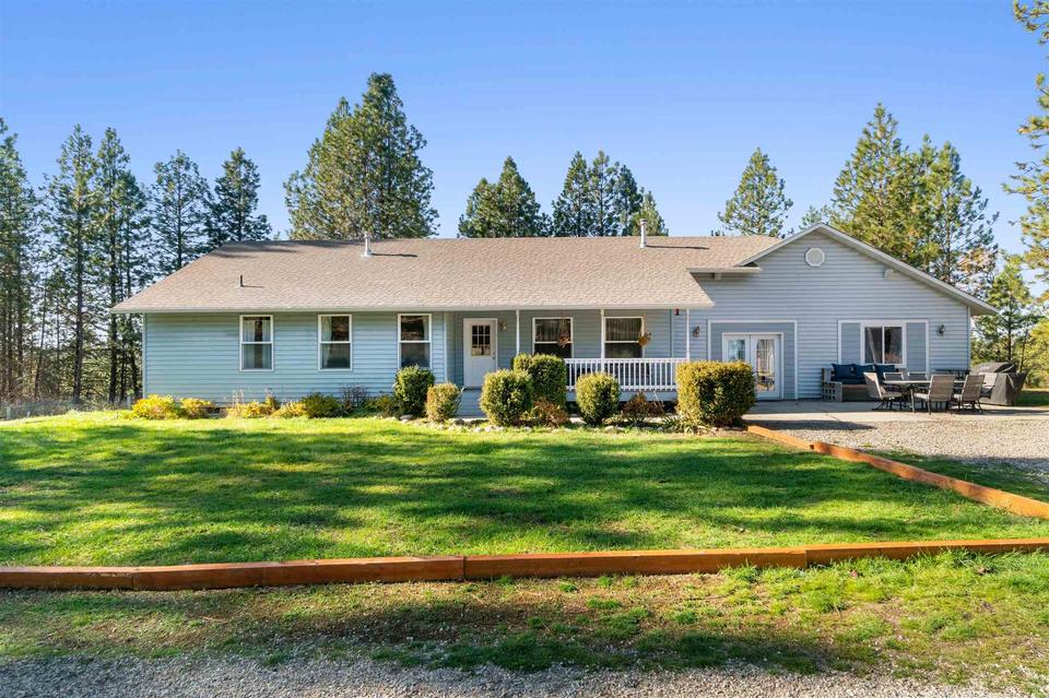  5301 Eloika Rd, Chattaroy, WA 99003 photo 1