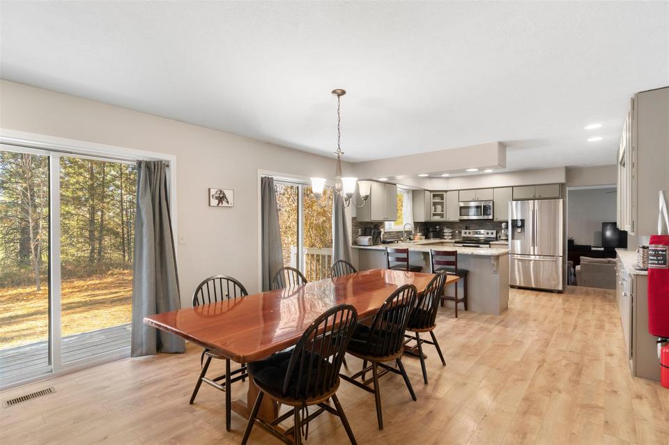  5301 Eloika Rd, Chattaroy, WA 99003 photo 6