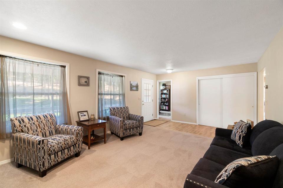  5301 Eloika Rd, Chattaroy, WA 99003 photo 12