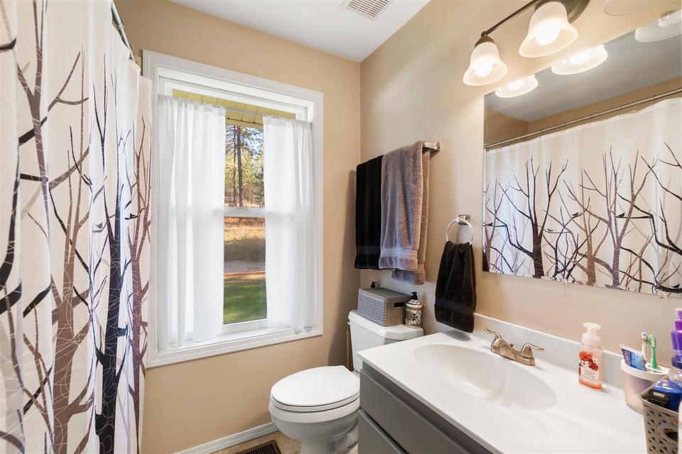  5301 Eloika Rd, Chattaroy, WA 99003 photo 16