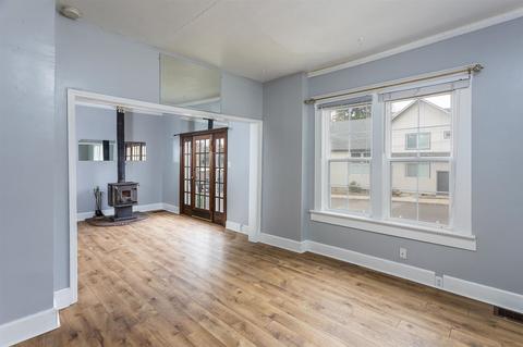 725 E 8th Ave, Spokane, WA 99203 photo 4
