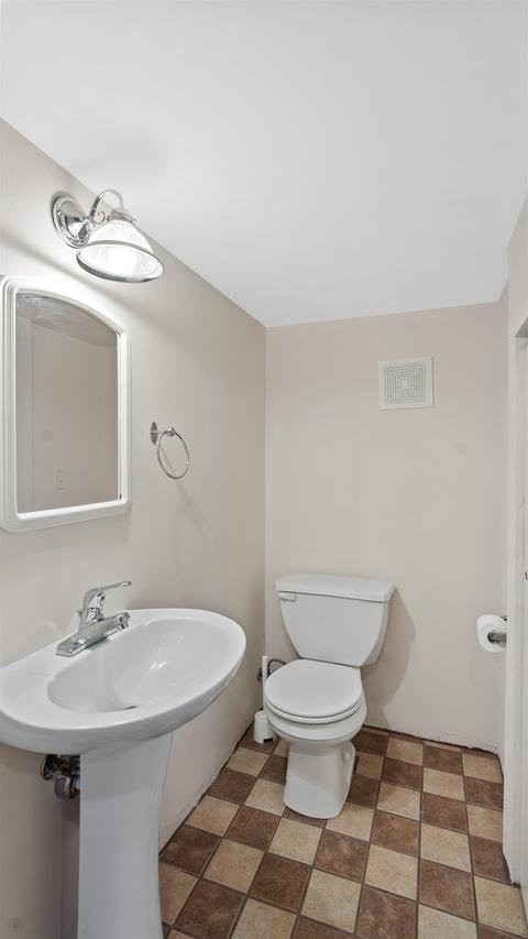 701 E Huron Dr, Spokane, WA 99208 photo 14