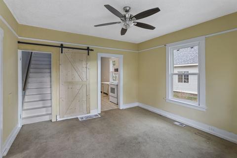 1733 E Wabash Ct, Spokane, WA 99207 photo 4