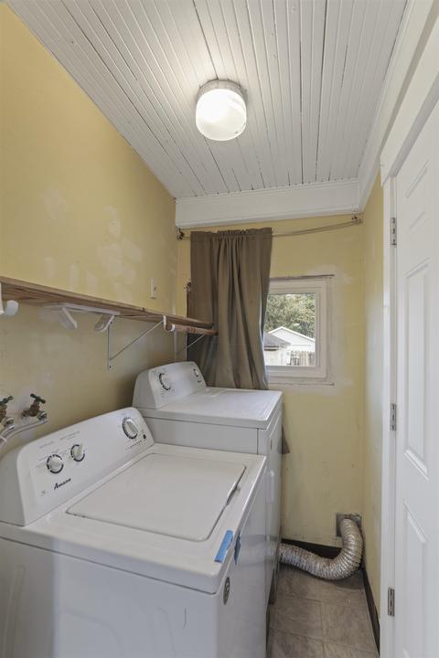1733 E Wabash Ct, Spokane, WA 99207 photo 9