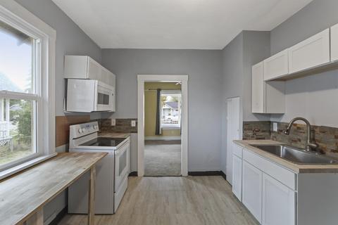 1733 E Wabash Ct, Spokane, WA 99207 photo 8