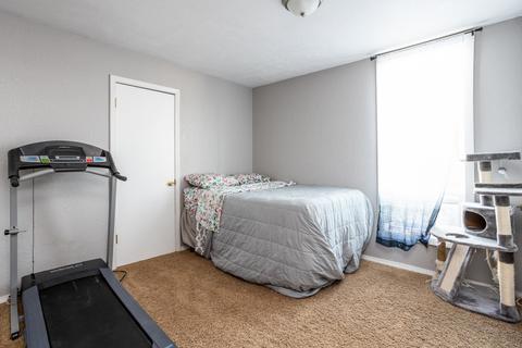 1109 E Jackson Ave, Spokane, WA 99207 photo 13