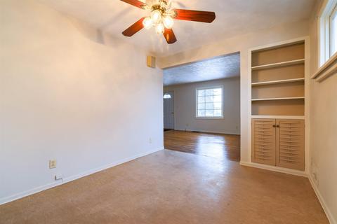 2218 E Longfellow Ave, Spokane, WA 99207 photo 9