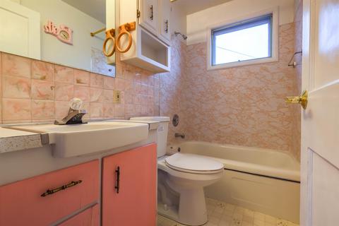 2218 E Longfellow Ave, Spokane, WA 99207 photo 8