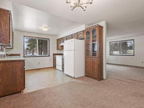 10101 E 9th Ave, Spokane Valley, WA 99206 photo 9