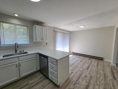 6620 E 11th Ave, Spokane Valley, WA 99212 photo 5