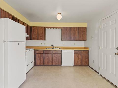 614 E Cascade Pl, Spokane, WA 99208 photo 10
