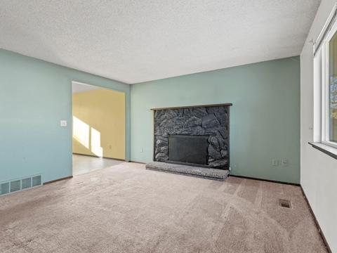 614 E Cascade Pl, Spokane, WA 99208 photo 6